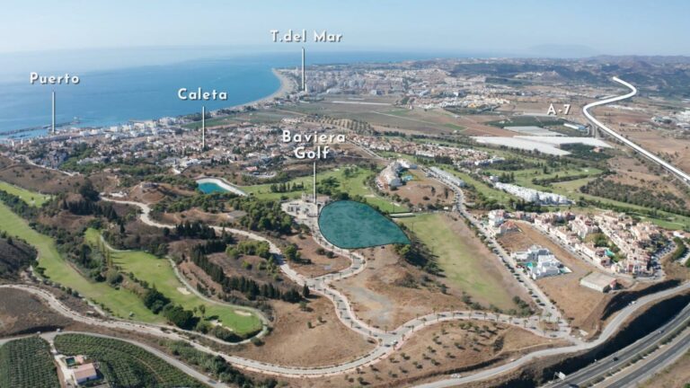 Land aerial view Baviera Golf in Vélez-Málaga